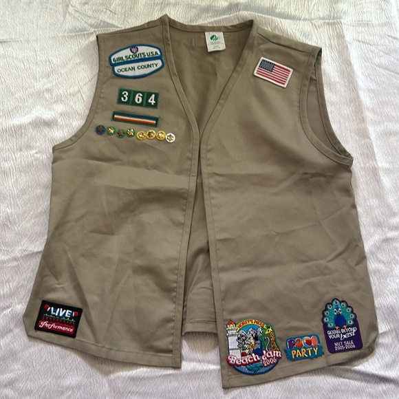 UNIQUE PIECE Vest women size medium patches - Picture 8 of 8